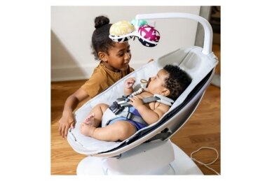 Multi-Motion Baby Swing 4Moms MamaRoo 5.0 Classic Grey 4